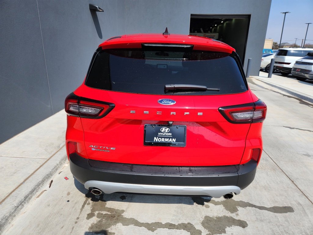 Used 2024 Ford Escape Active w/ Cold Weather Package image 6