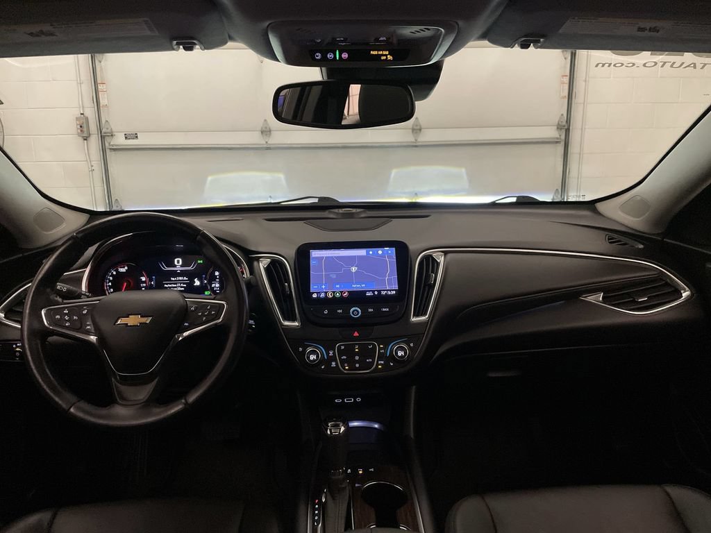 Used 2020 Chevrolet Malibu Premier FWD image 15