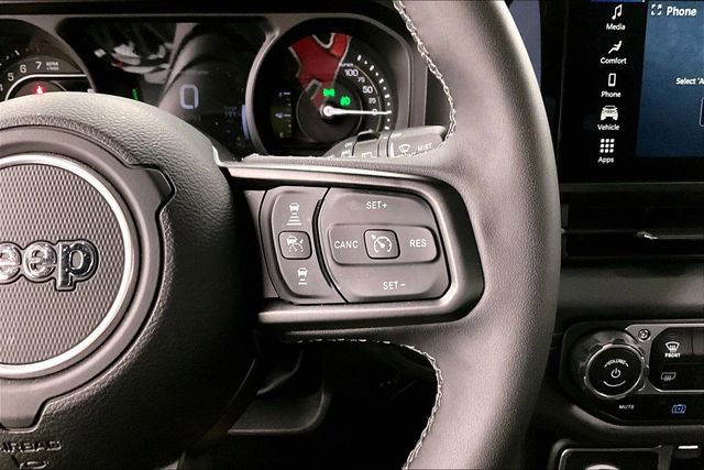 Used 2025 Jeep Wrangler Unlimited Rubicon 4xe w/ Safety Group image 27