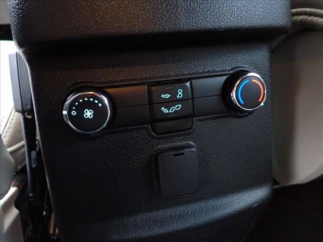 Used 2019 Ford Explorer XLT w/ Equipment Group 202A image 11