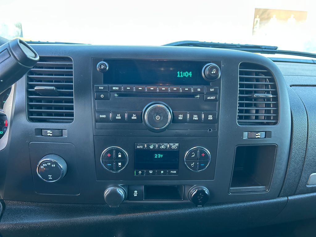 Used 2012 Chevrolet Silverado 1500 LT image 16