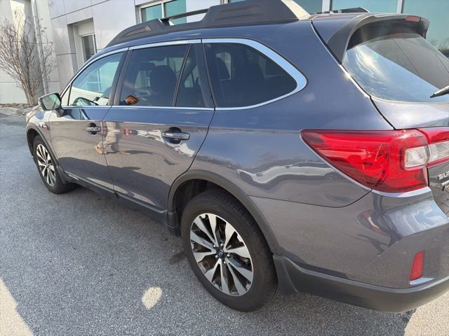 Used 2015 Subaru Outback 3.6R Limited image 14