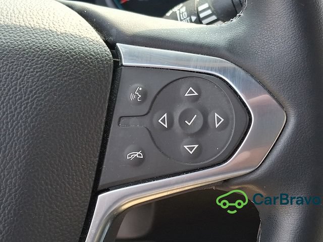 Certified 2023 Chevrolet Traverse LT FWD image 24