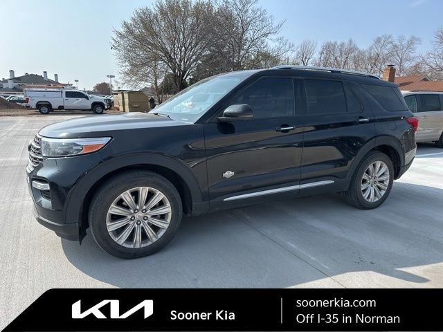 Used 2023 Ford Explorer King Ranch w/ Technology Package image 1