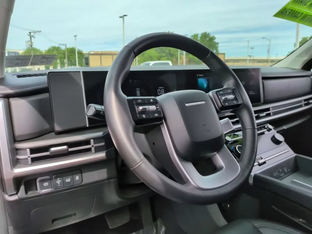 Used 2025 Hyundai Santa Fe SEL AWD/4WD image 30