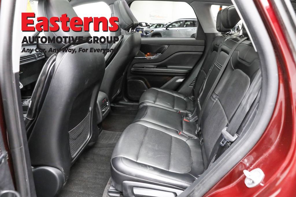 Used 2021 Lincoln Corsair Standard w/ Premium Package image 23