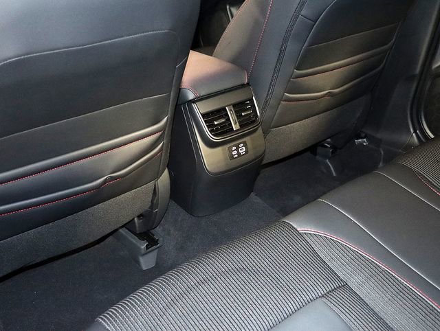 Used 2025 Subaru Legacy Sport AWD/4WD image 15