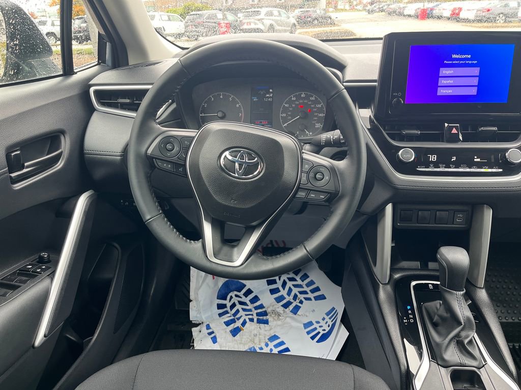 Certified 2024 Toyota Corolla Cross LE image 14