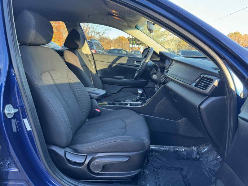 Used 2017 Kia Optima LX image 14