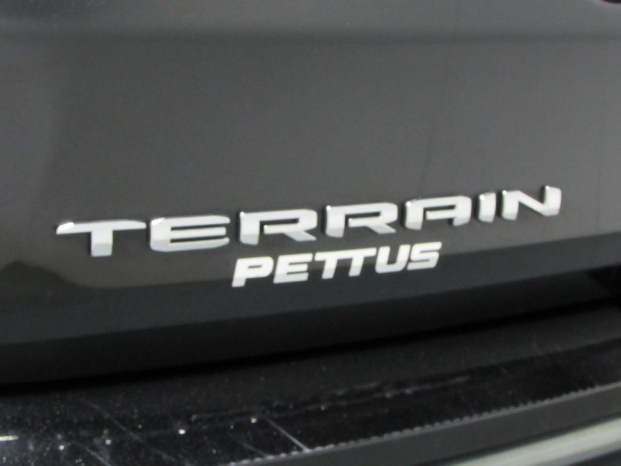 Used 2022 GMC Terrain AT4 image 34