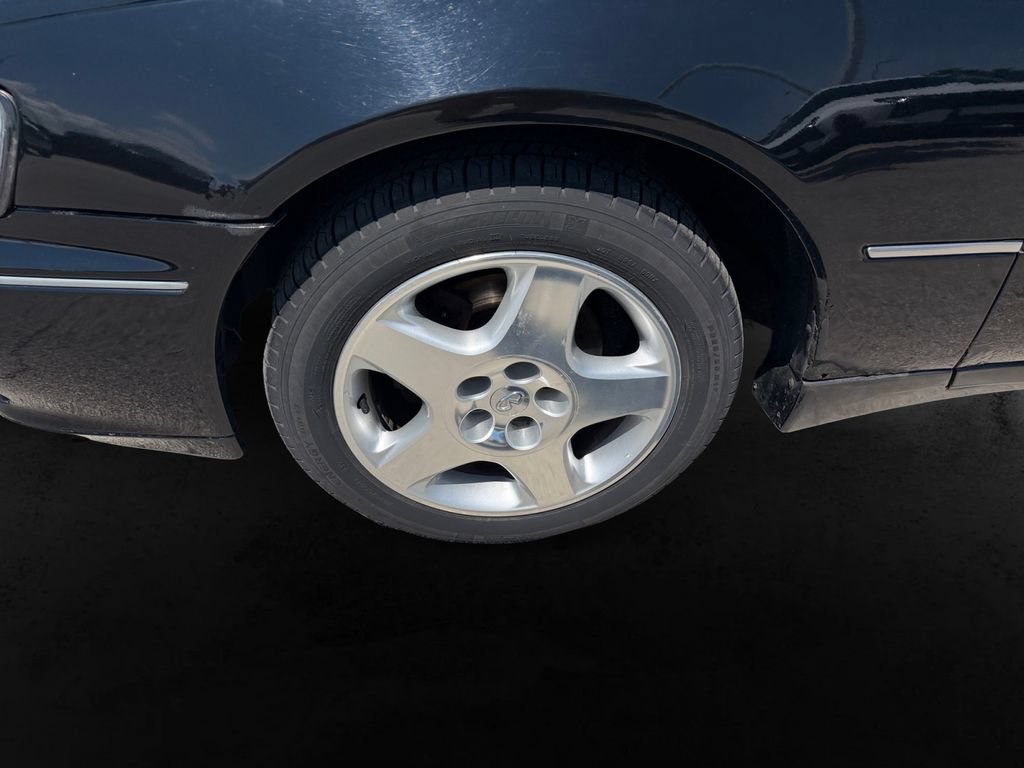 Used 2000 INFINITI Q45 RWD image 12