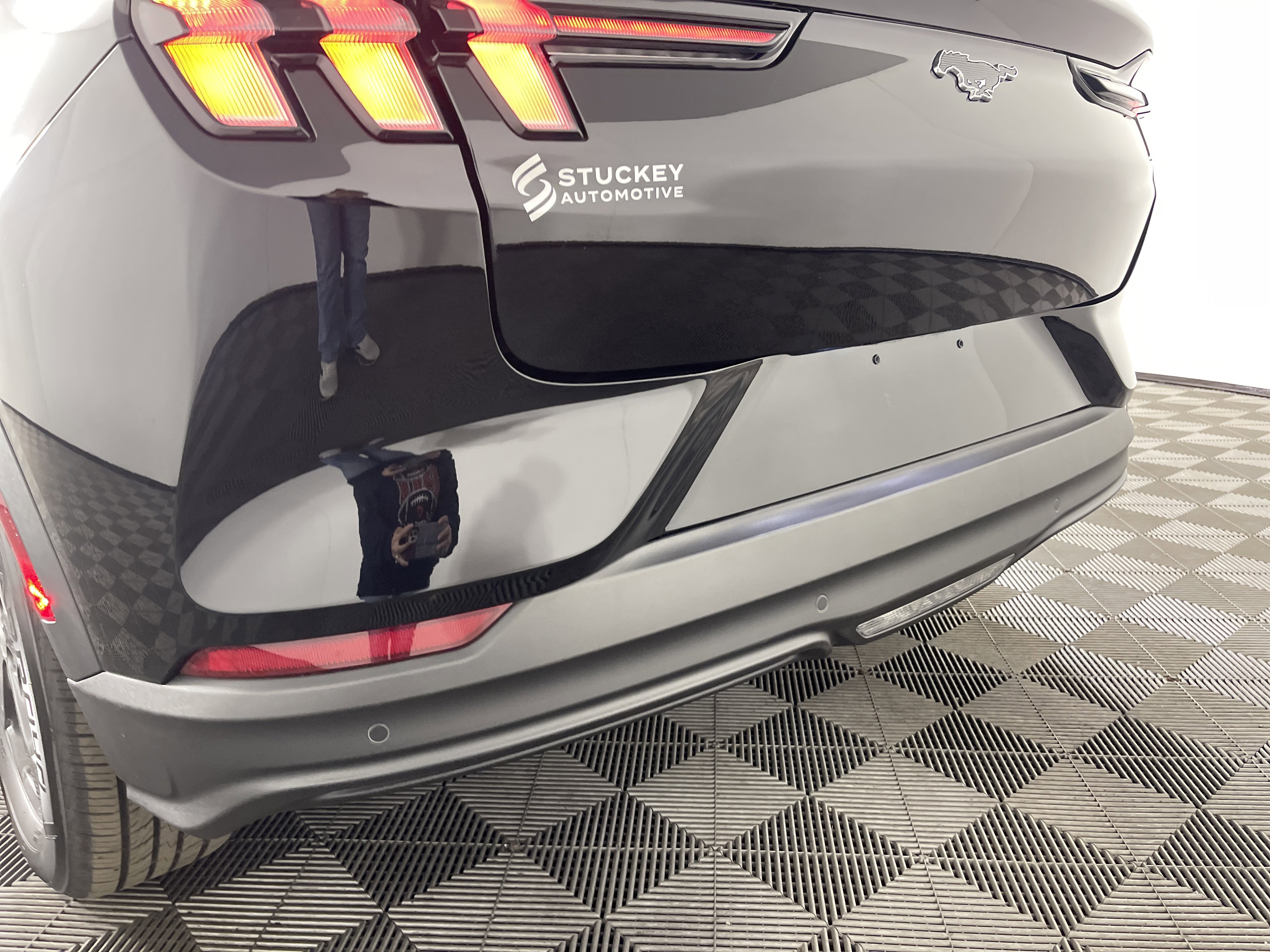 Used 2021 Ford Mustang Mach-E Select image 6