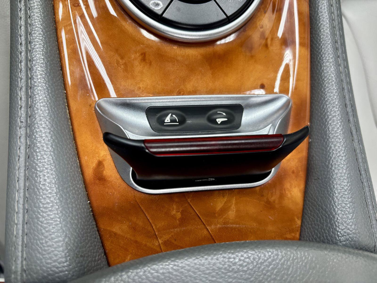 Used 2004 Mercedes-Benz SL 500 image 31