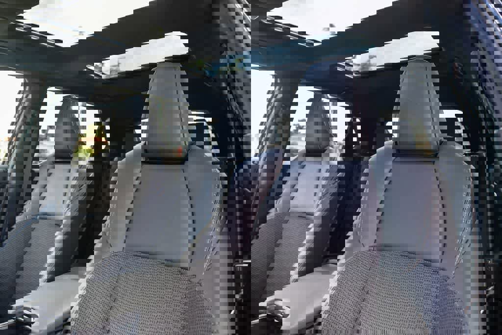 Used 2024 Toyota bZ4X XLE w/ Weather Package image 17