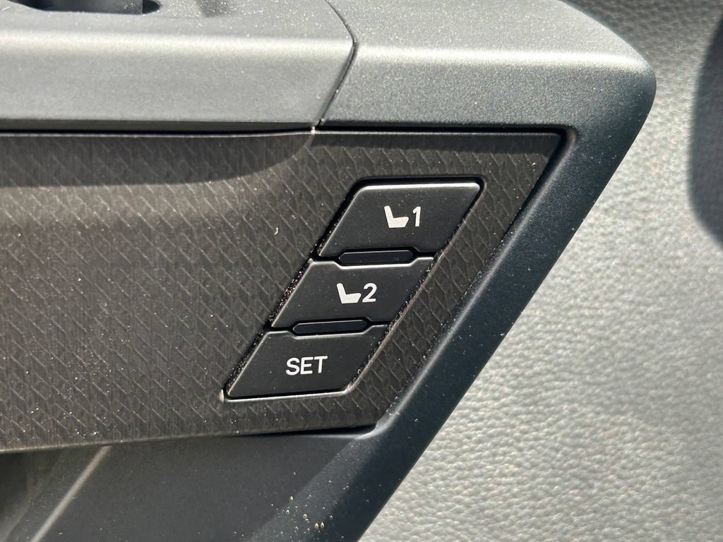 Certified 2025 Toyota Sequoia TRD Pro AWD/4WD image 30