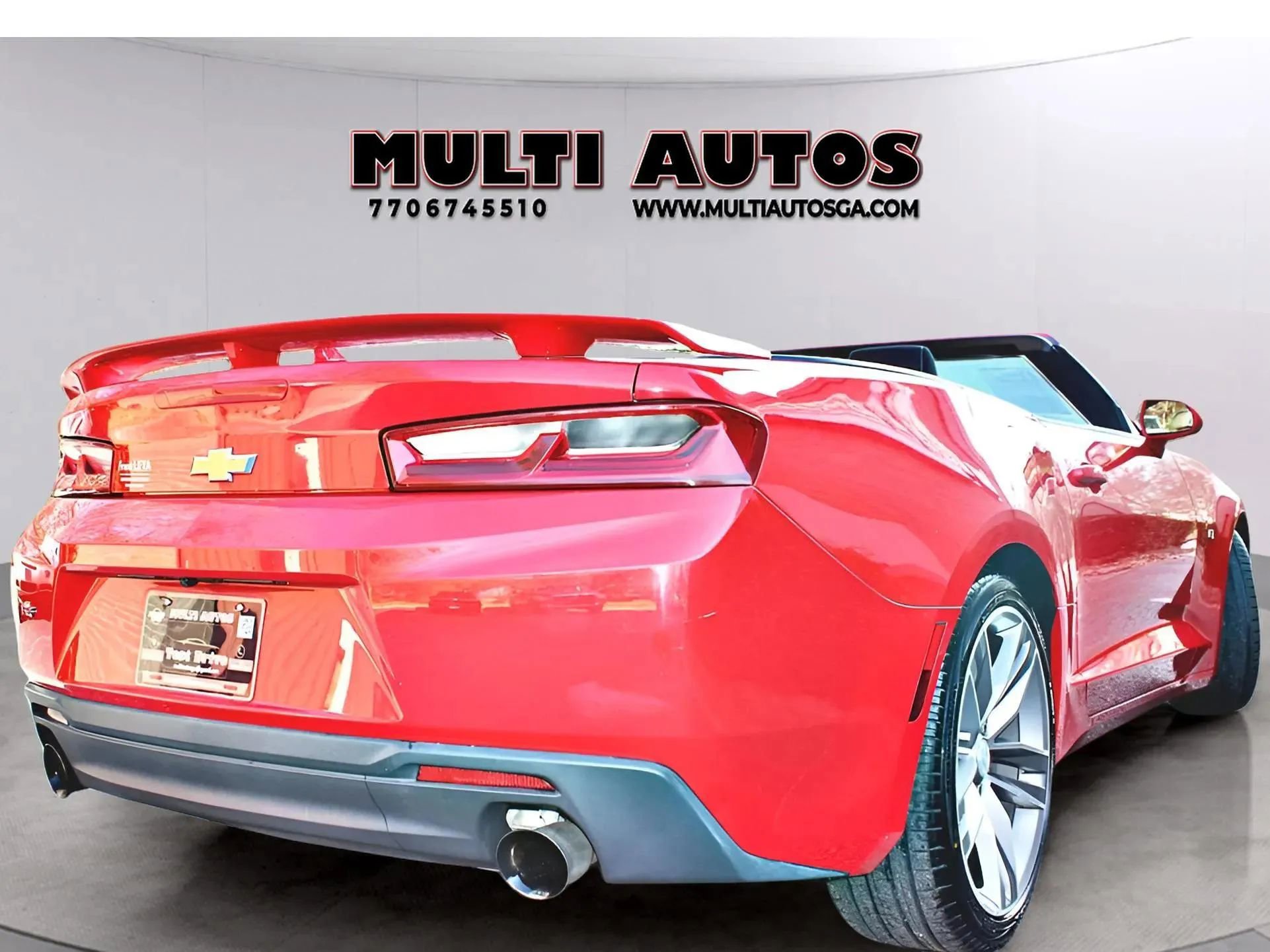 Used 2017 Chevrolet Camaro LT w/ RS Package image 2