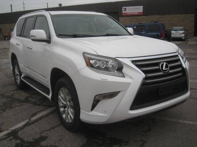 Used 2015 Lexus GX 460 w/ Premium Package AWD/4WD image 3