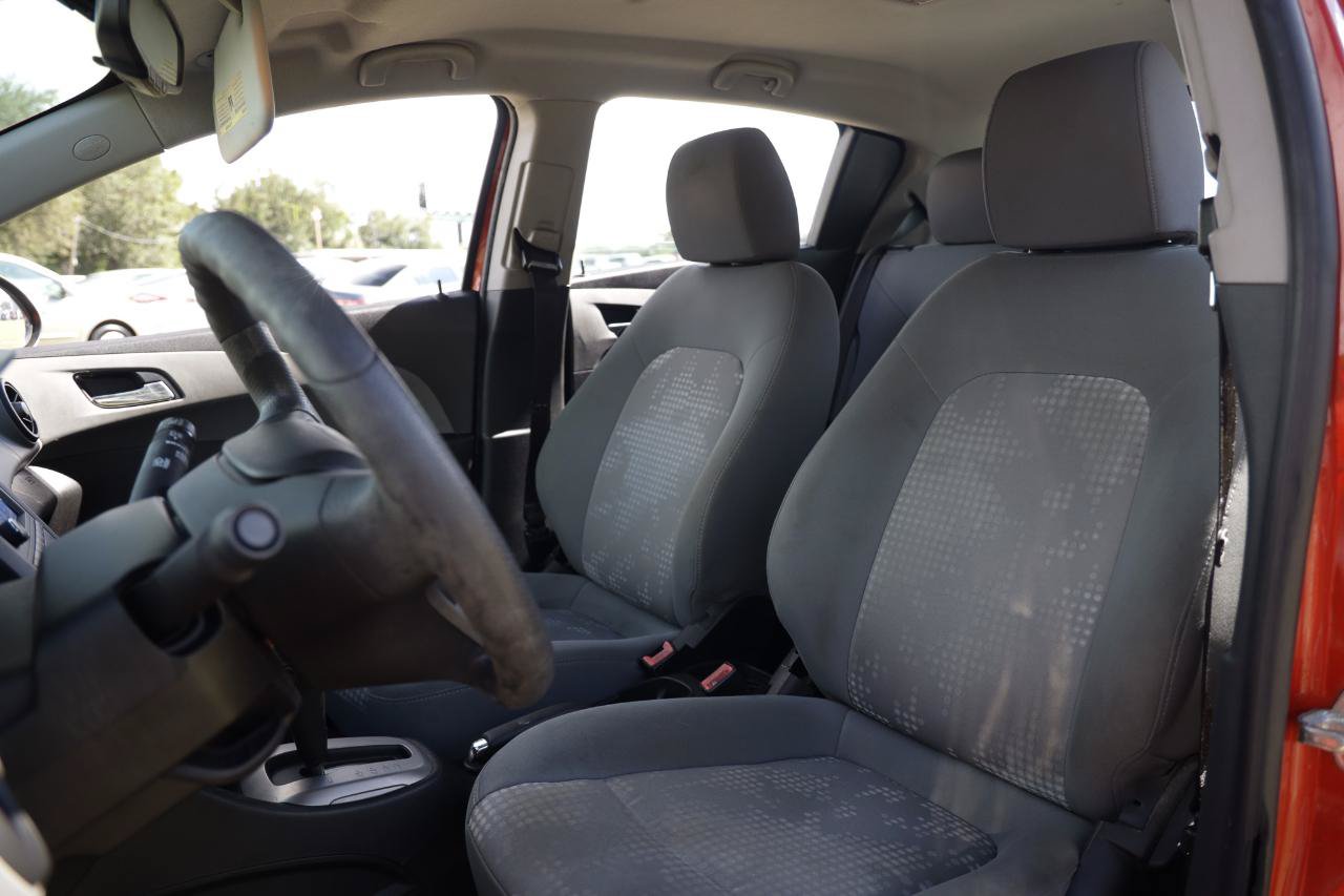 Used 2012 Chevrolet Sonic LS FWD image 6