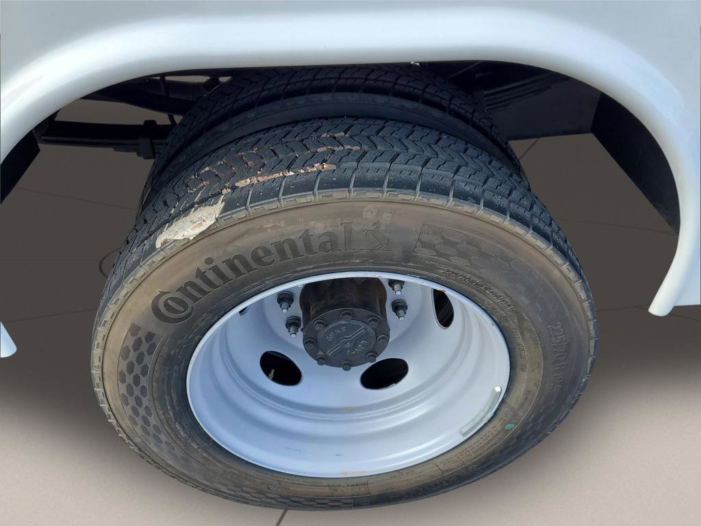 Used 2024 Ford F450 XL w/ Snow Plow Prep Package image 14