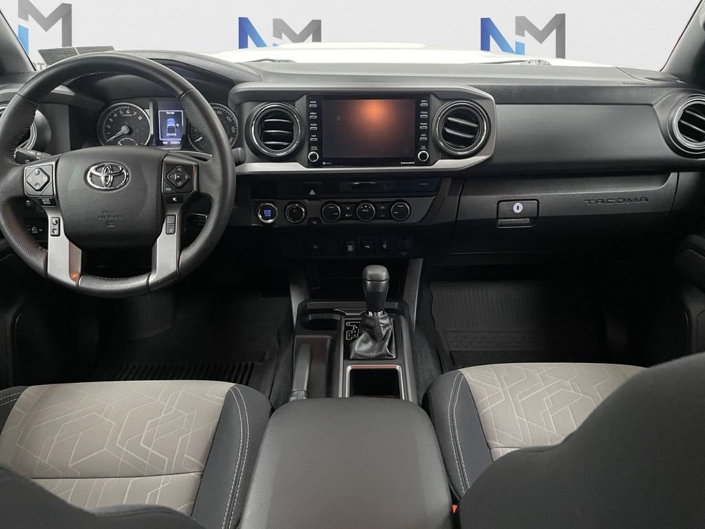 Used 2022 Toyota Tacoma TRD Sport AWD/4WD image 8