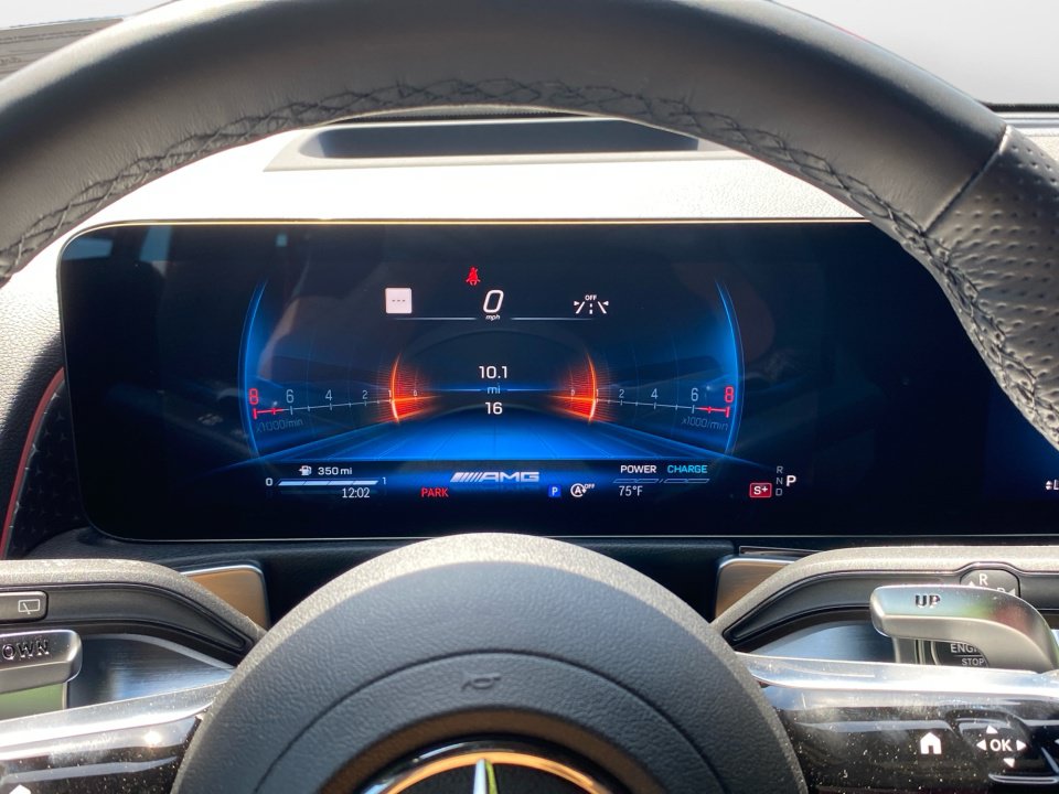 New 2026 Mercedes-Benz GLB 35 AMG 4MATIC image 11
