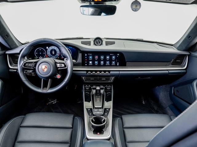 Certified 2025 Porsche 911 Carrera RWD image 24