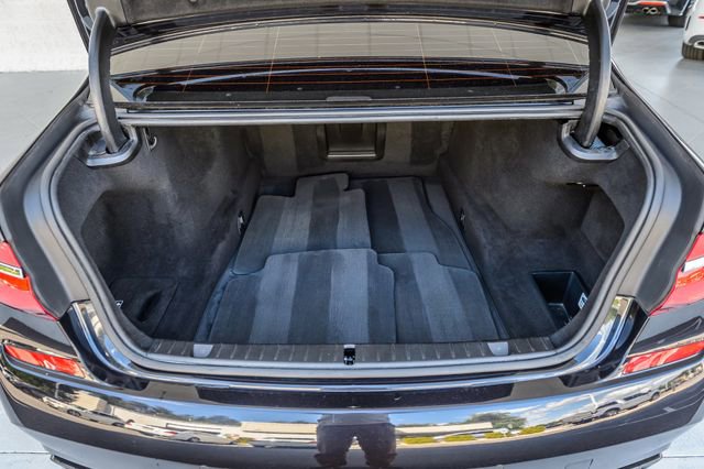 Used 2017 BMW 740i xDrive AWD/4WD image 11