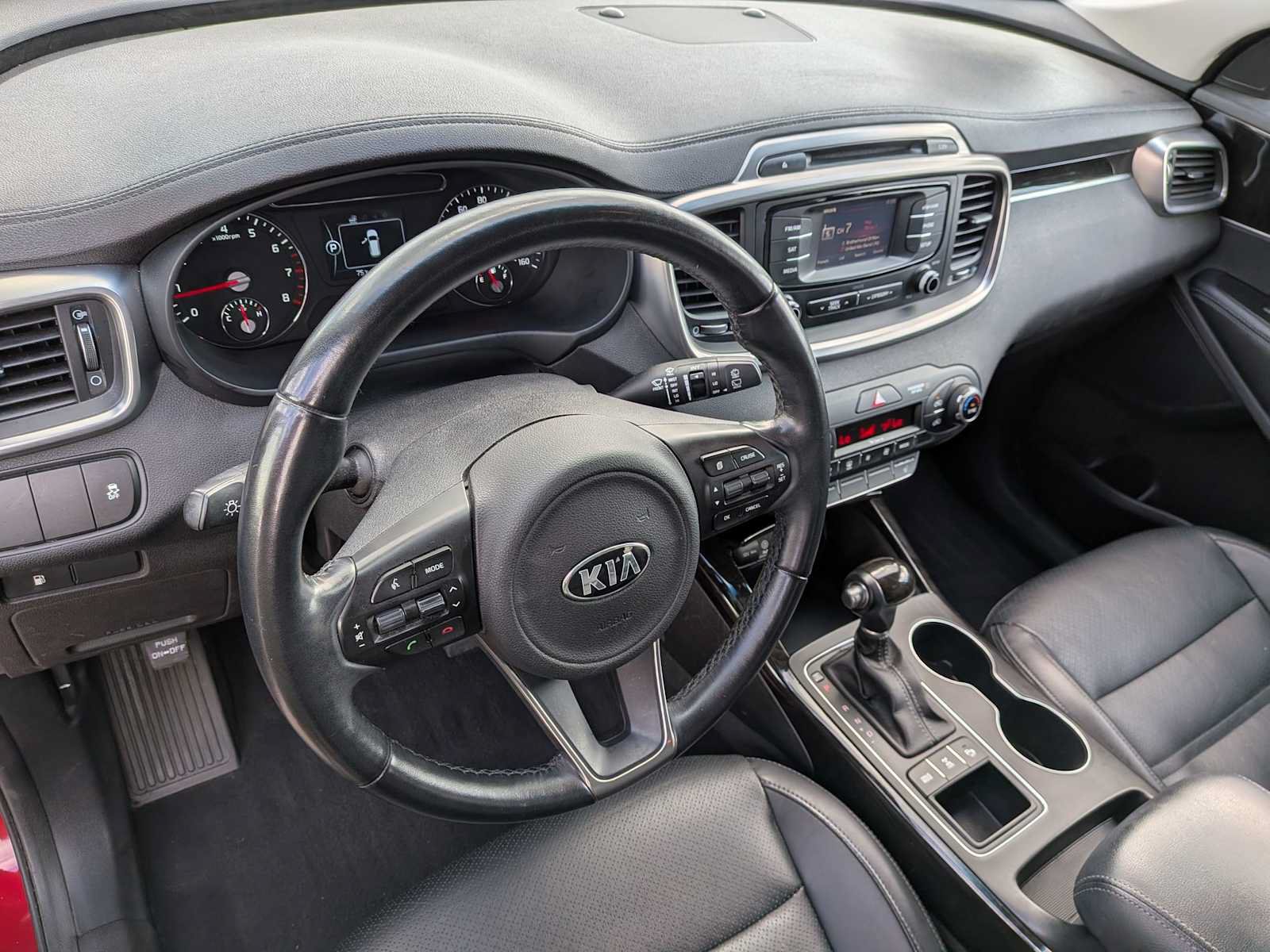 Used 2016 Kia Sorento EX AWD/4WD image 2