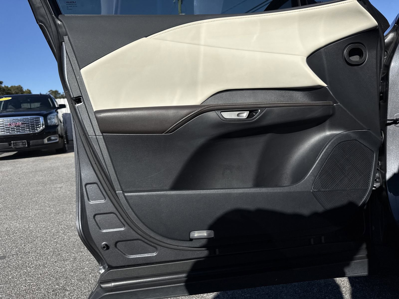 Used 2024 Lexus RX 350 FWD w/ Technology Package image 32