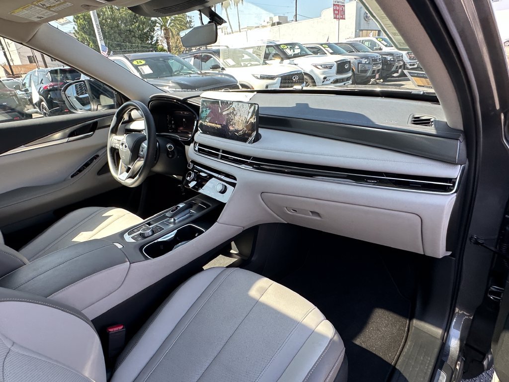 Used 2026 INFINITI QX60 Pure w/ Cargo Package AWD/4WD image 13