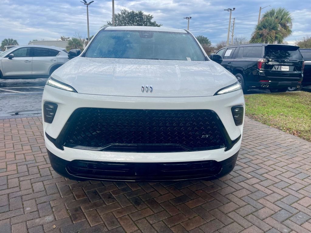 Used 2025 Buick Enclave Sport Touring image 9