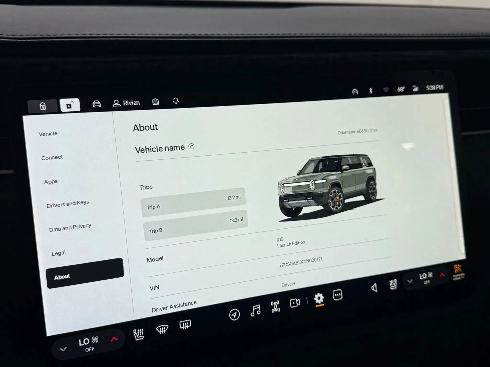 Used 2022 Rivian R1S Launch Edition image 36