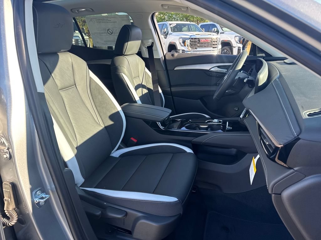 New 2026 Buick Envision Sport Touring AWD/4WD image 11