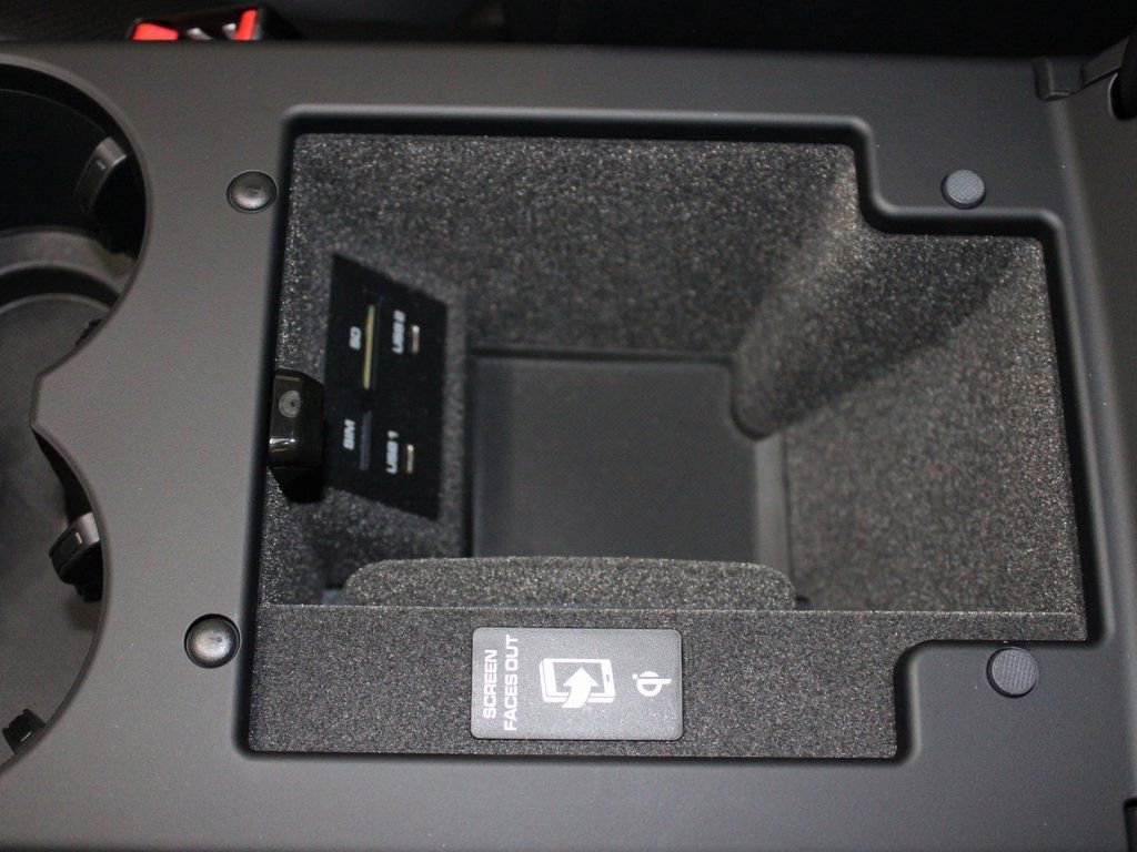 Certified 2026 Porsche Macan image 31