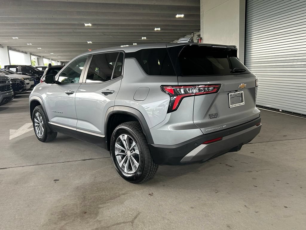 Used 2025 Chevrolet Equinox LT AWD/4WD image 3