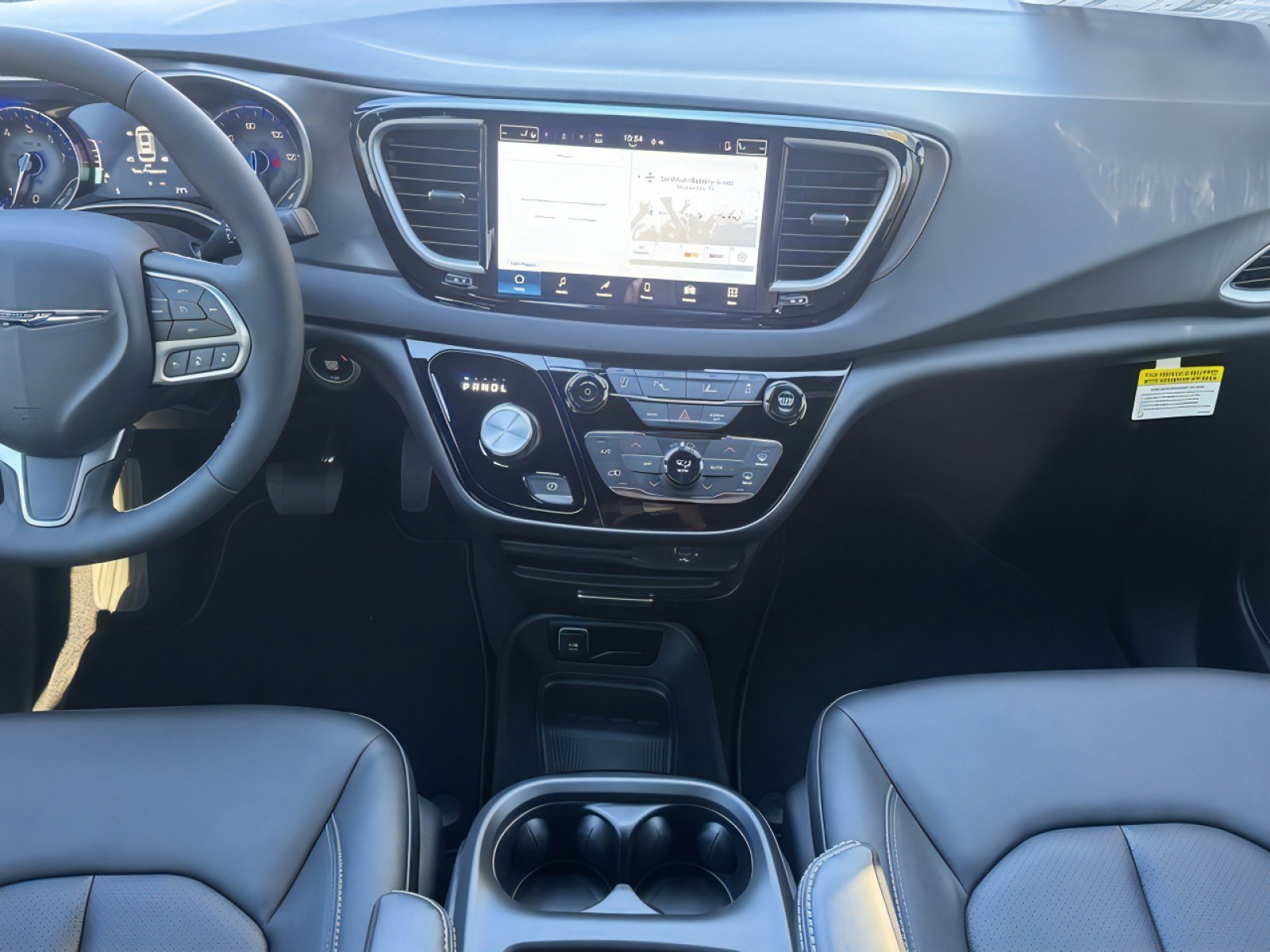 New 2026 Chrysler Voyager LX image 17