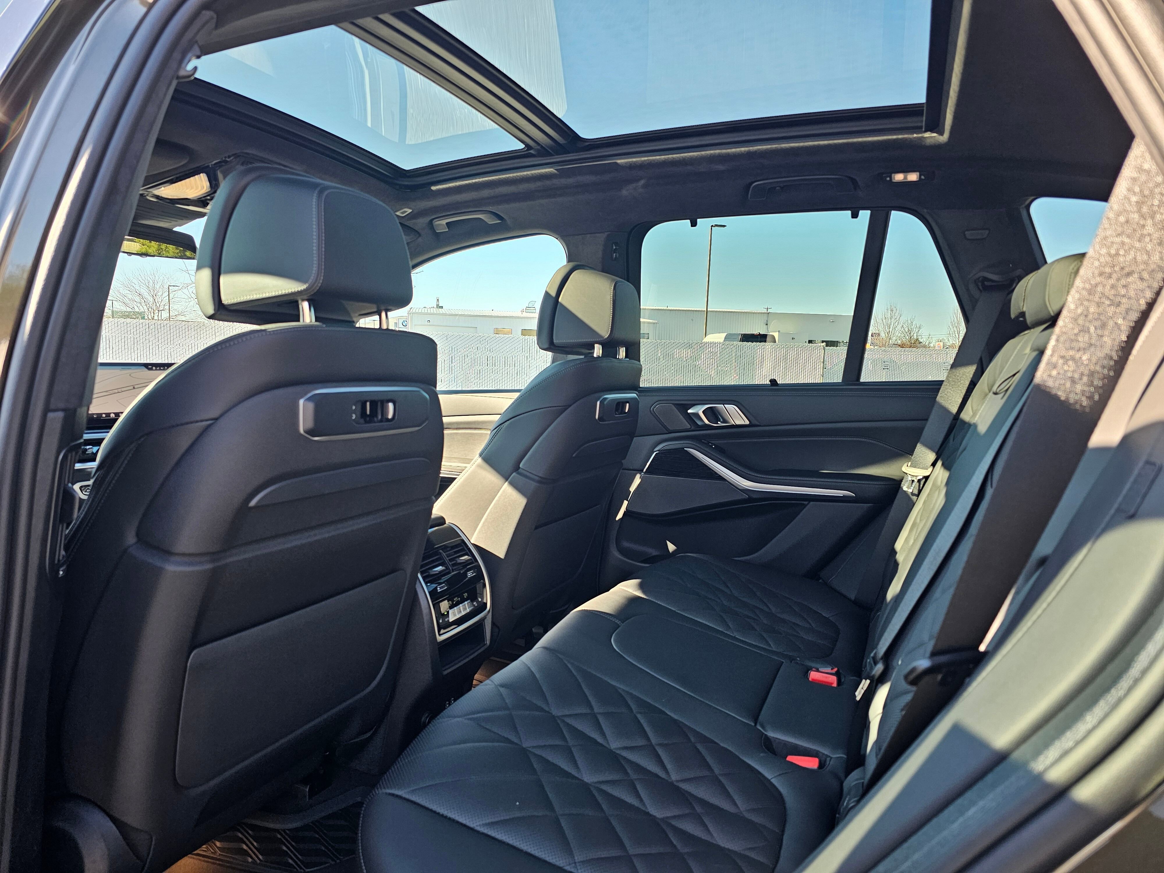 New 2026 BMW X5 xDrive40i w/ Executive Package image 44