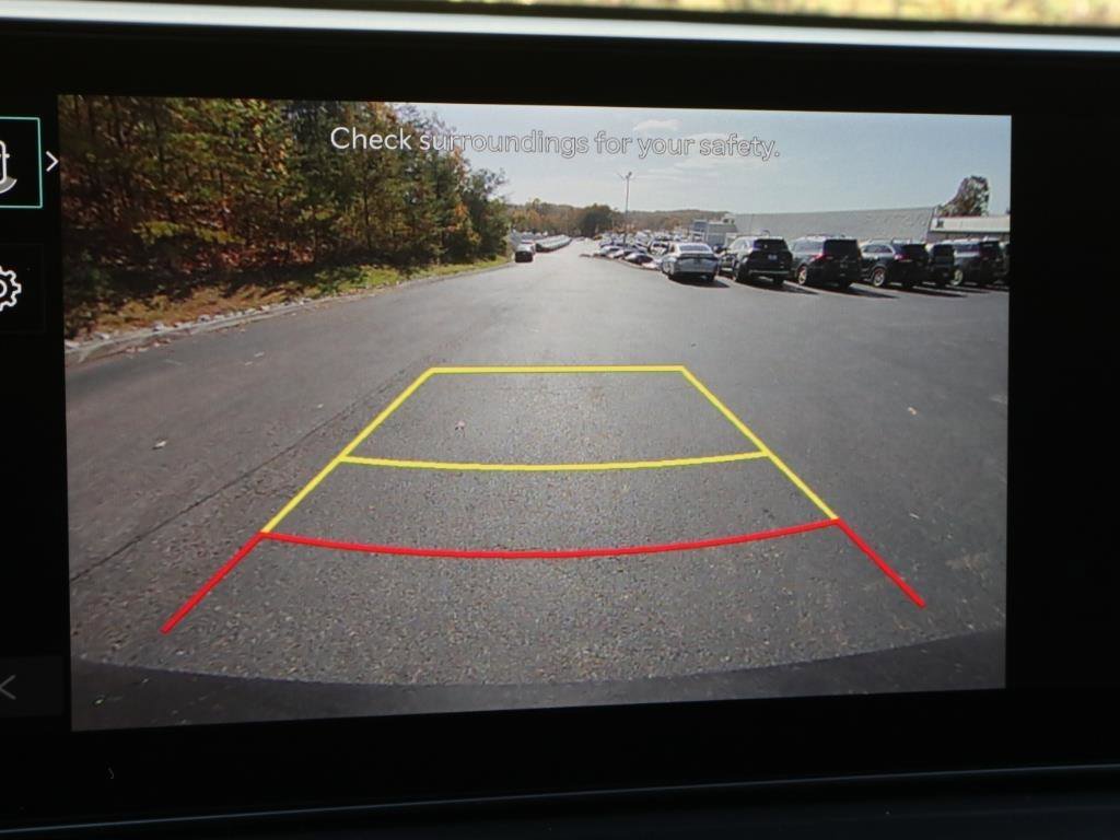 New 2025 Kia Sorento LX image 10