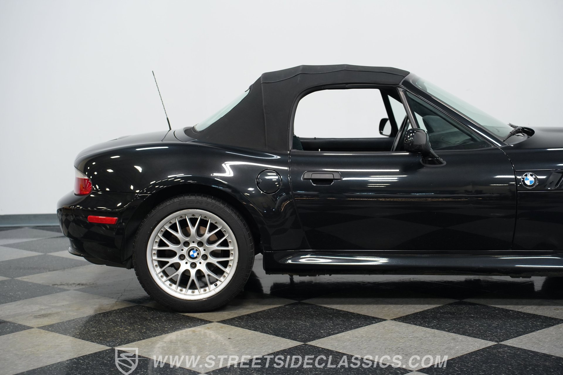Used 2002 BMW Z3 3.0i image 29