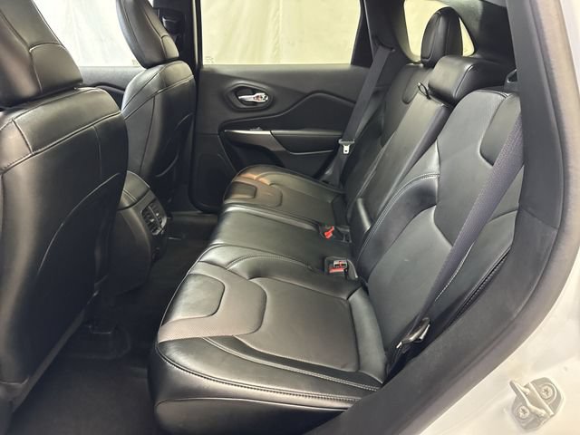 Used 2022 Jeep Cherokee Latitude Lux w/ Sun & Sound Group AWD/4WD image 13