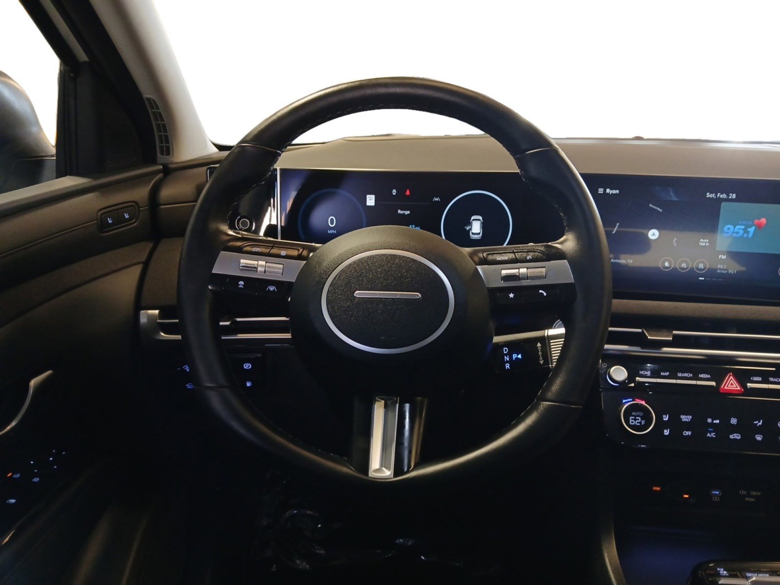 Certified 2025 Hyundai Tucson Limited image 23