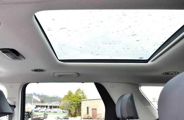 Used 2024 Hyundai Palisade Limited image 17