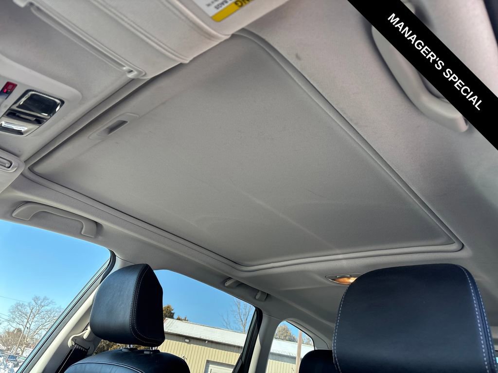 Used 2017 Subaru Forester 2.5i Touring AWD/4WD image 12