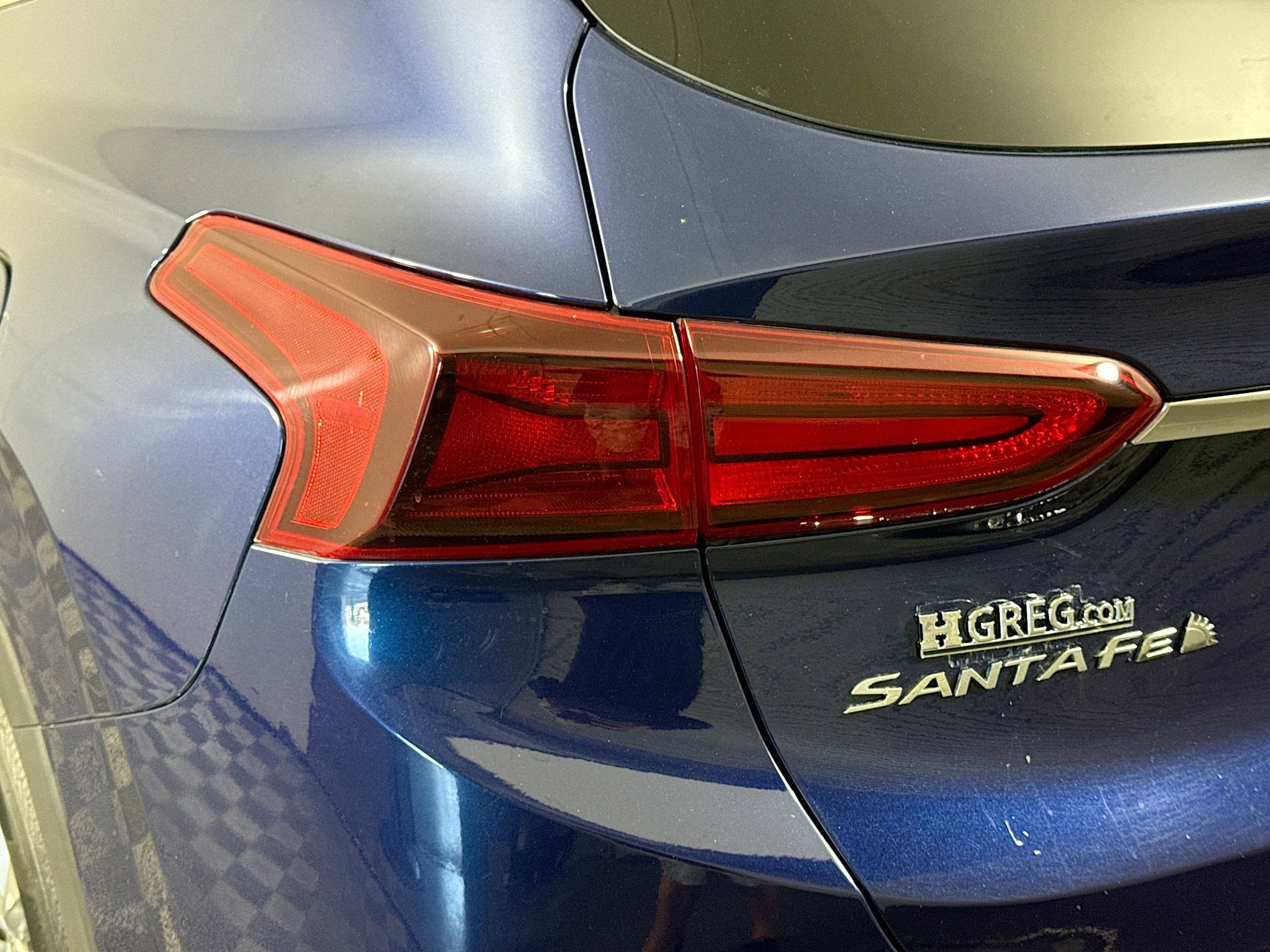 Used 2020 Hyundai Santa Fe SE image 33