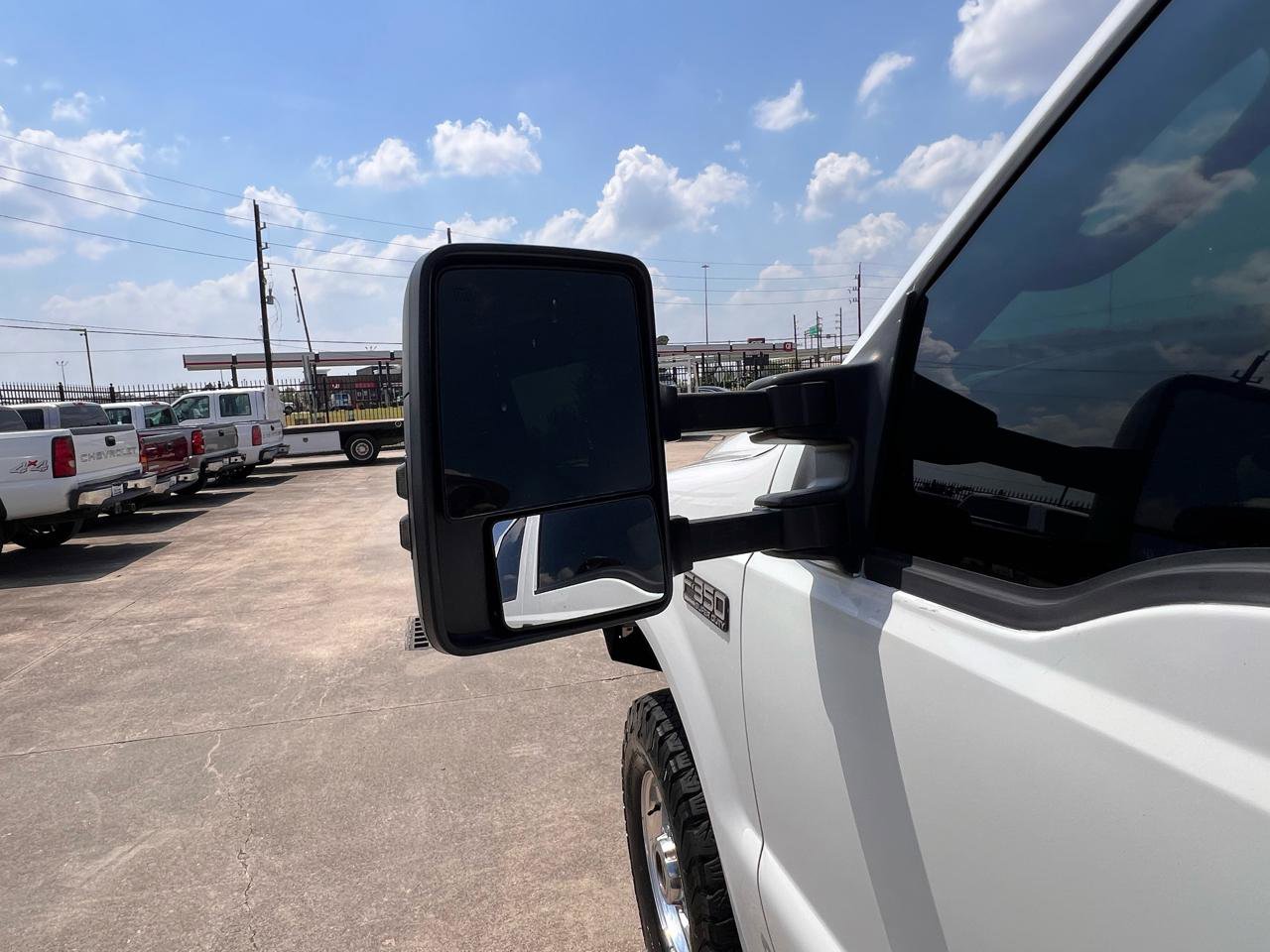 Used 2004 Ford F350 Lariat AWD/4WD image 44