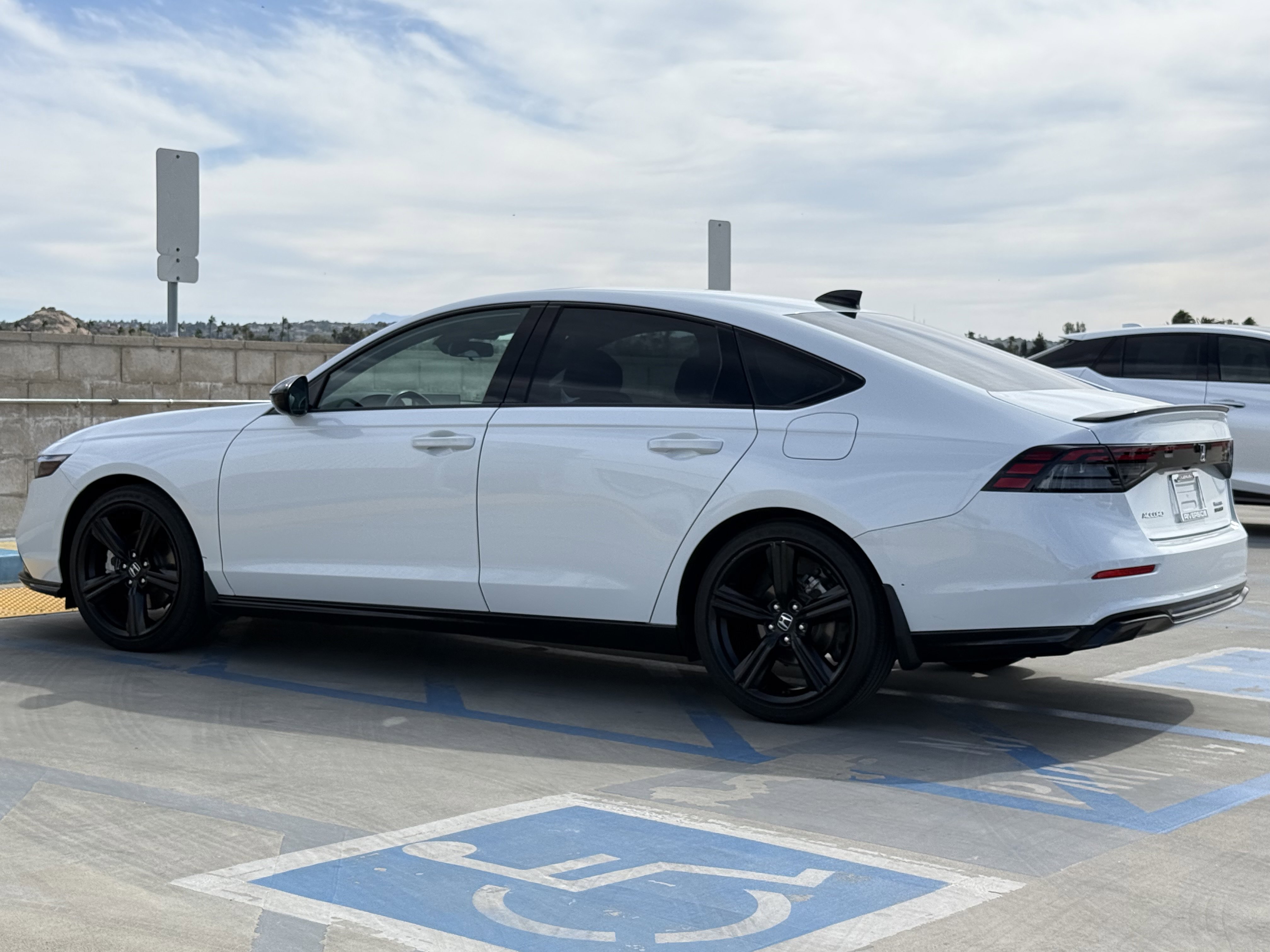 Used 2024 Honda Accord Sport image 9