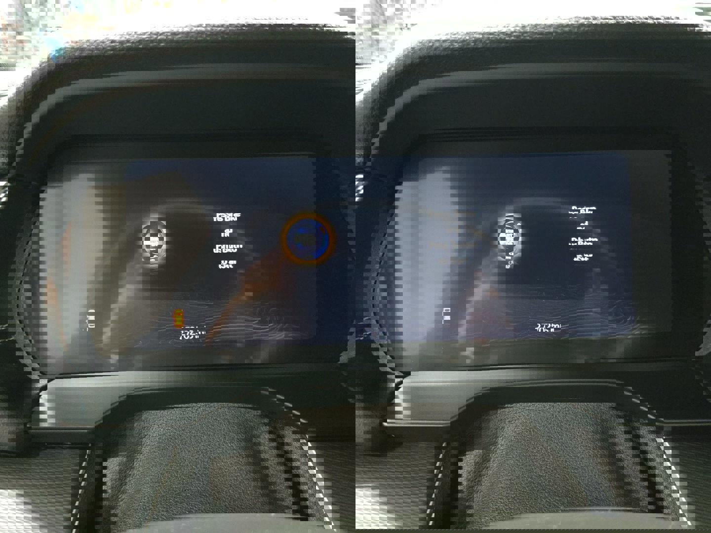 Used 2024 Jeep Grand Cherokee Altitude image 10