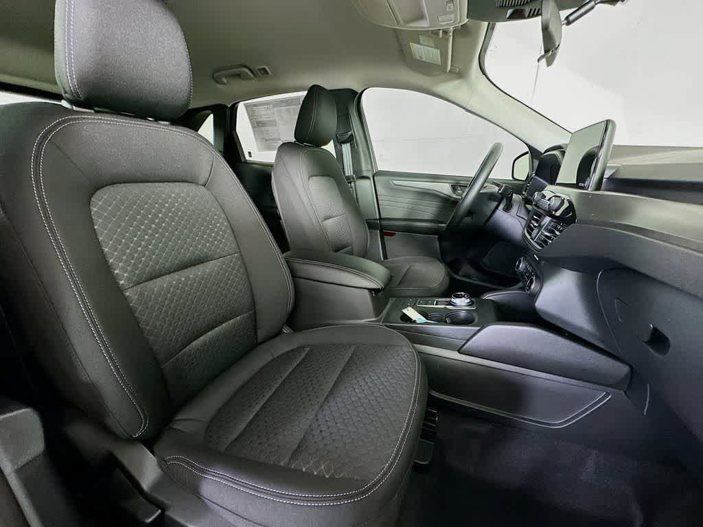 New 2026 Ford Escape Active FWD image 15