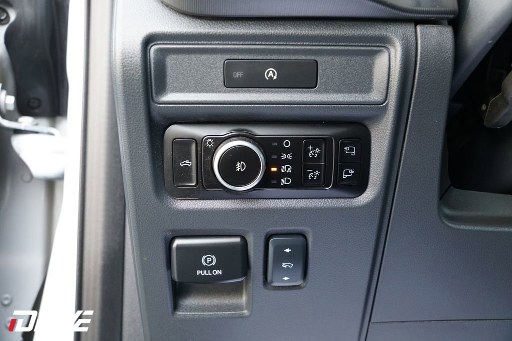 Used 2025 Ford F150 Lariat AWD/4WD image 21