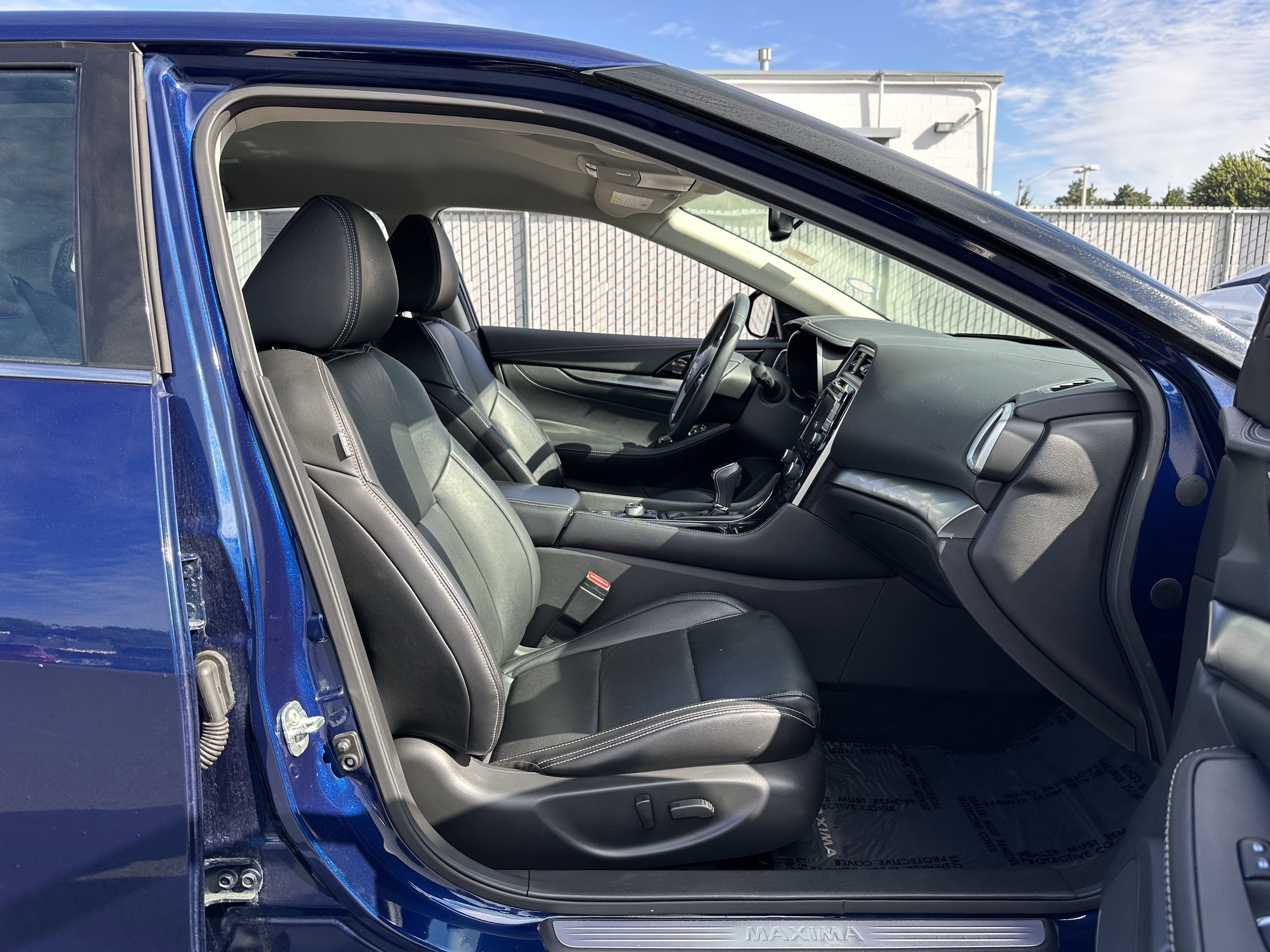 Used 2023 Nissan Maxima SV w/ Floor Mat Group image 9